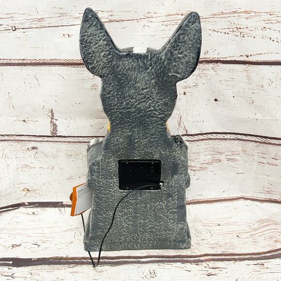 HYDE AND EEK French Bulldog Light Up Tombstone - Picture 4 of 5